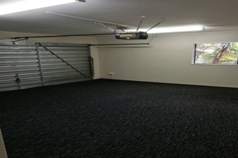 Photo of property in 1/123 Wiseley Road, West Harbour, Auckland, 0618