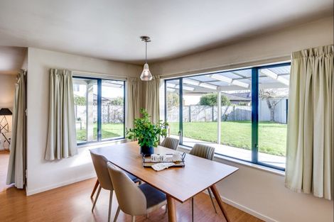 Photo of property in 11 The Croft, Havelock North, 4130