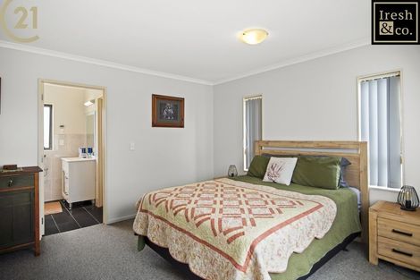 Photo of property in 175 Keri Vista Rise, Papakura, 2110