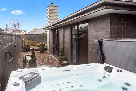 Photo of property in 6 Benjes Place, Woodend, 7610