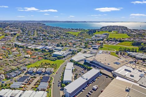 Photo of property in 6/17 Link Crescent, Stanmore Bay, Whangaparaoa, 0932