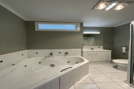 Photo of property in 63e Shady Lane, Welcome Bay, Tauranga, 3175