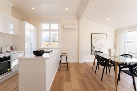 Photo of property in 7 Alma Street, Saint Kilda, Dunedin, 9012