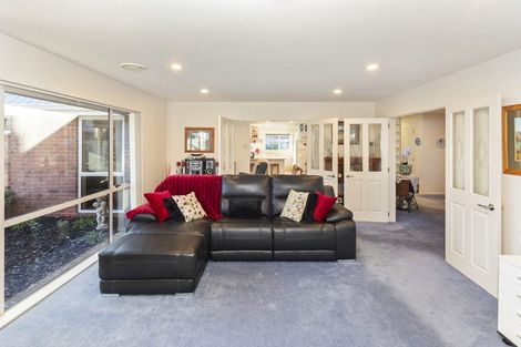 Photo of property in 10 Cordyline Place, Waimairi Beach, Christchurch, 8083