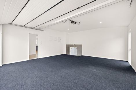 Photo of property in 2 Mara Waina Place, Swanson, Auckland, 0614