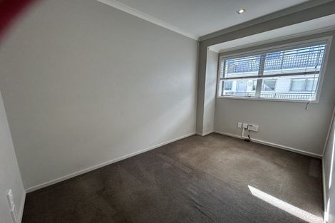 Photo of property in Mooring Apartments, 307/277 Maunganui Road, Mount Maunganui, 3116