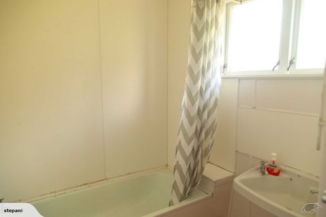 Photo of property in 44-46 Waihemo Street, Waitangirua, Porirua, 5024