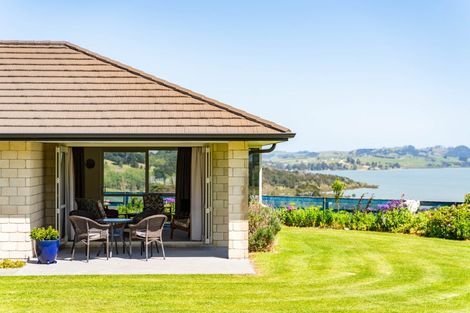 Photo of property in 264d Pahi Road, Pahi, Paparoa, 0571