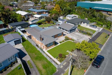 Photo of property in 27 Cotton Street, St Andrews, Hamilton, 3200