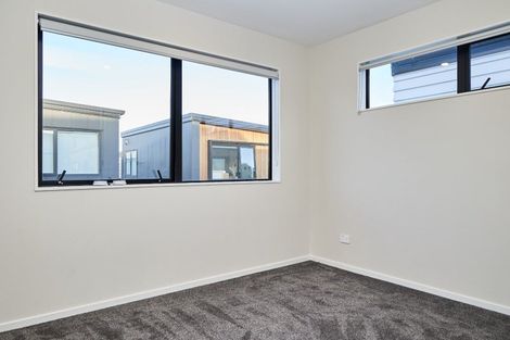 Photo of property in 36c Eastern Beach Road, Bucklands Beach, Auckland, 2012