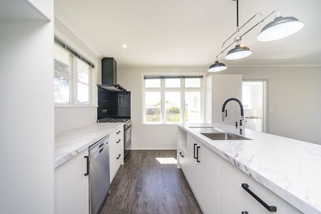 Photo of property in 75 West Street, Feilding, 4702