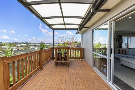 Photo of property in 36 Cape Vista Crescent, Pukekohe, 2120