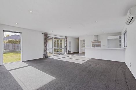 Photo of property in 5 Koura Drive, Rangiora, 7400