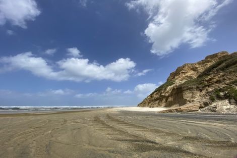 Photo of property in 23 Ocean View Terrace, Baylys Beach, Dargaville, 0377