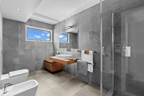 Photo of property in 90 Aotea Street, Orakei, Auckland, 1071