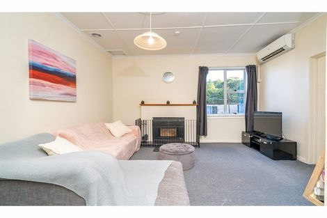 Photo of property in 51 Manapouri Street, Ravensbourne, Dunedin, 9022