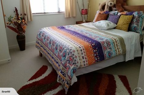 Photo of property in 1 Garrett Place, Riverstone Terraces, Upper Hutt, 5018