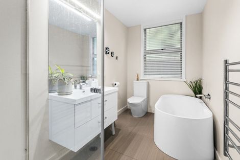 Photo of property in 12 Battery Road, Ahuriri, Napier, 4110