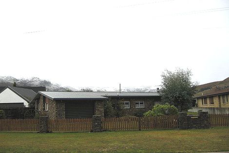 Photo of property in 2 Ferraud Street, Clyde, 9330