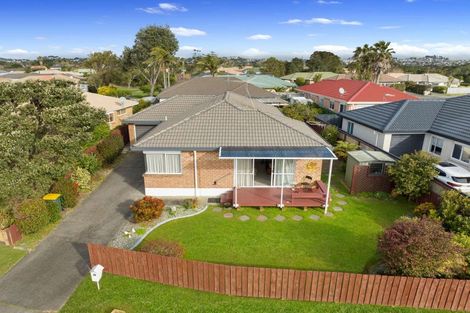 Photo of property in 75 Lakeside Drive, Orewa, 0931