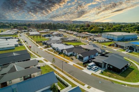 Photo of property in 11 Saint Thomas Avenue, Pyes Pa, Tauranga, 3112