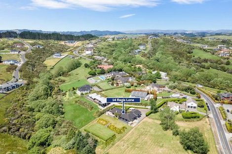 Photo of property in 14 Regis Lane, Flat Bush, Auckland, 2019