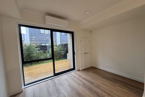 Photo of property in 19 Parkwood Avenue, Westgate, Auckland, 0614