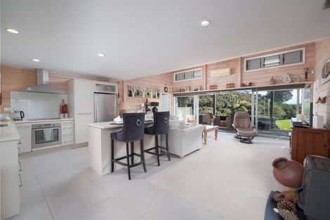 Photo of property in 16 Te Akau Drive, Russell, 0272