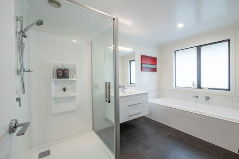 Photo of property in 90 Iwa Street, Mapua, 7005