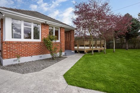 Photo of property in 19 Flay Crescent, Burnside, Christchurch, 8053