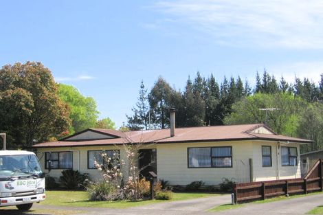 Photo of property in 72 Blomfield Street, Pukehangi, Rotorua, 3015