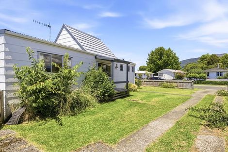 Photo of property in 16 Poihaere Street, Turangi, 3334