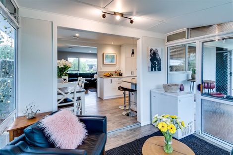 Photo of property in 6 Trigg Crescent, Taradale, Napier, 4112