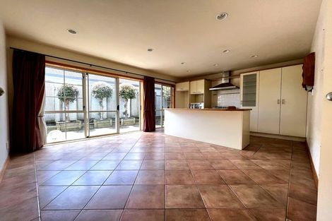 Photo of property in 1/16 Glanworth Place, Dannemora, Auckland, 2016