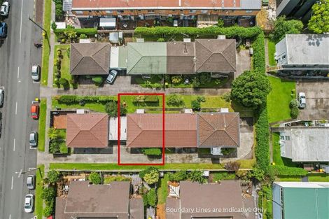 Photo of property in 2/24 Inverness Road, Browns Bay, Auckland, 0630