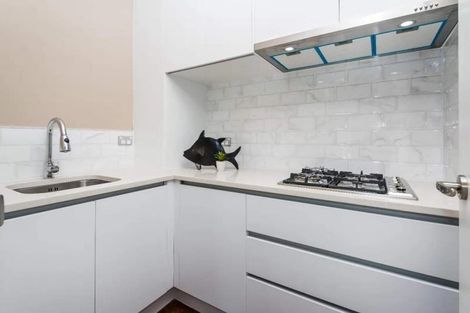 Photo of property in 5 Kahu Close, Orewa, 0931