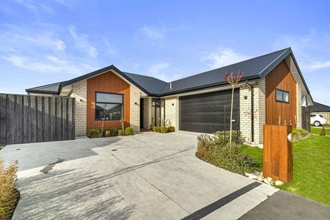 Photo of property in 17 Te Kanawa Lane, Rolleston, 7615