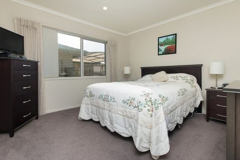 Photo of property in 4/8 Village Place, Tuakau, 2121