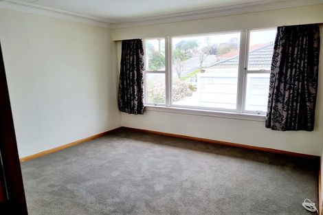 Photo of property in 9 Tamar Street, South Hill, Oamaru, 9400