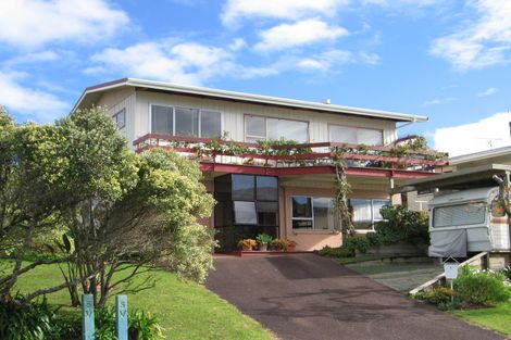 Photo of property in 1 Kotuku Place, Snells Beach, 0920