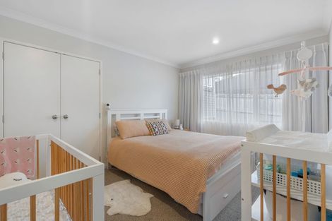 Photo of property in 13 Prospect Terrace, Silverdale, 0932