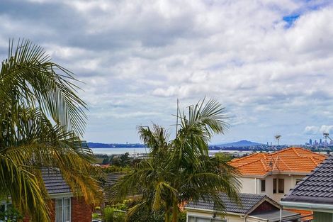 Photo of property in 16 Taitua Drive, Te Atatu South, Auckland, 0610