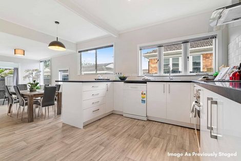 Photo of property in 9 Menary Street, Papakura, 2110