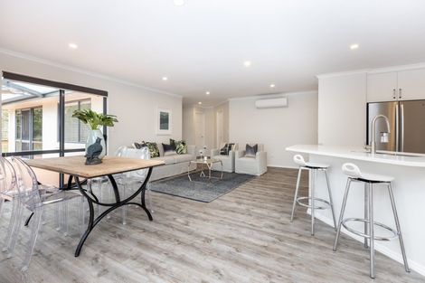 Photo of property in 22 Arataki Road, Havelock North, 4130