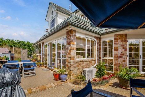 Photo of property in 108 Caribbean Drive, Unsworth Heights, Auckland, 0632