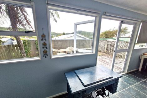 Photo of property in 15 Cook Street, Karori, Wellington, 6012