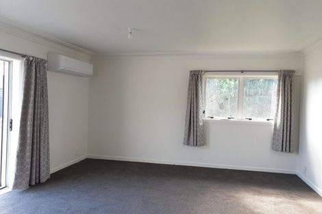 Photo of property in 5 Christmas Road, Manurewa, Auckland, 2102