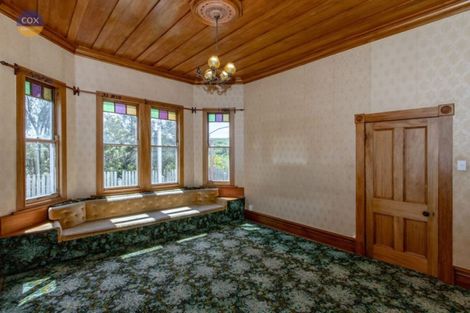 Photo of property in 15 Lawrence Road, Hospital Hill, Napier, 4110