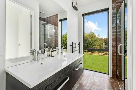 Photo of property in 65 Infinity Drive, Wanaka, 9305