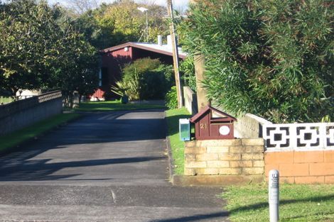 Photo of property in 21 Miles Avenue, Papatoetoe, Auckland, 2025